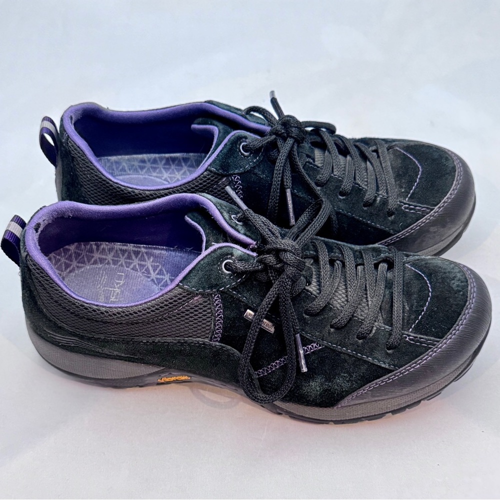 Dansko Paisley Shoes Womens 8 Black Purple Waterproof Suede Vibram Walking